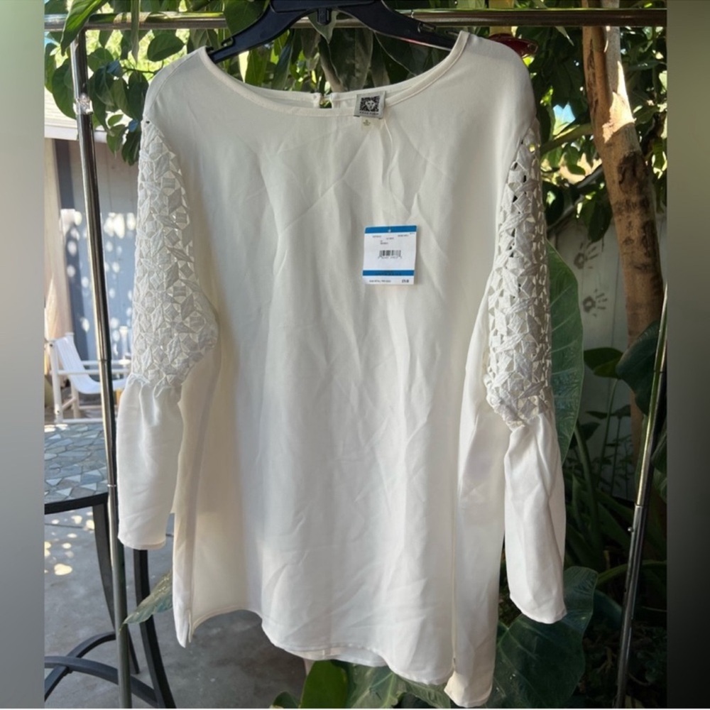 NWT Anne Klein lily blouse